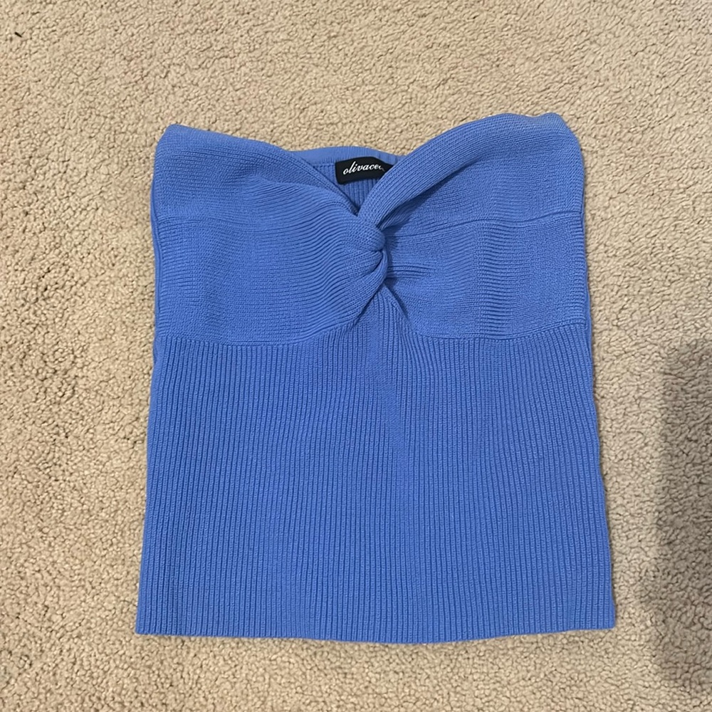 Blue knit strapless top